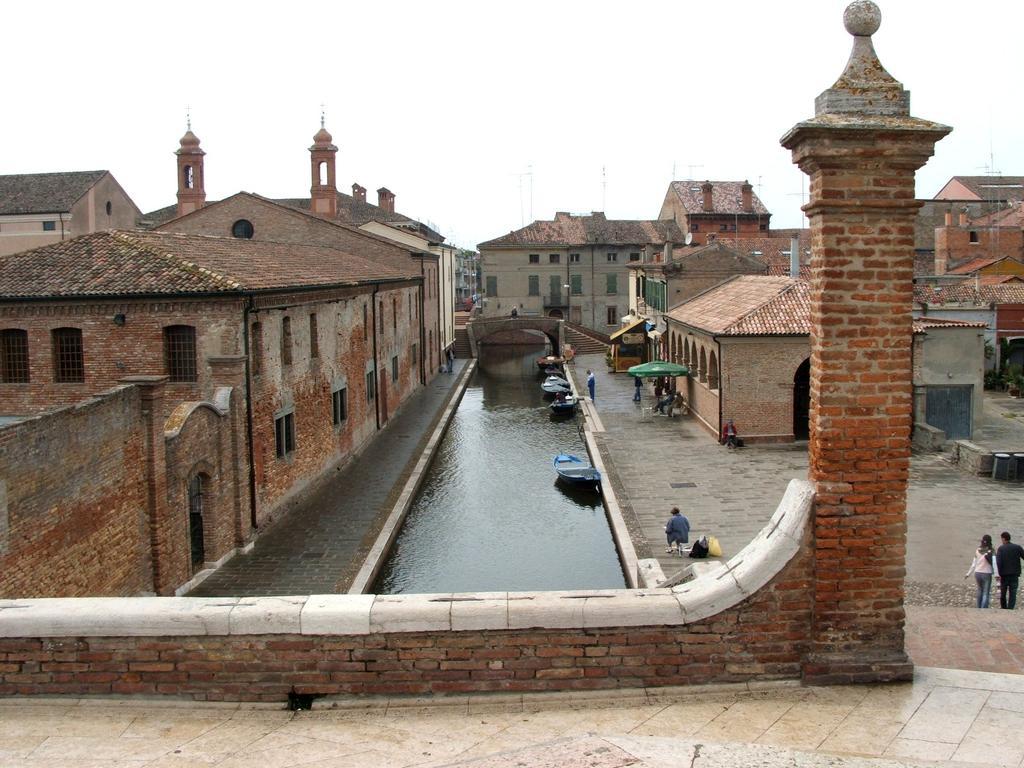 Villetta Logonovo ลิโดดิสปีนา ภายนอก รูปภาพ